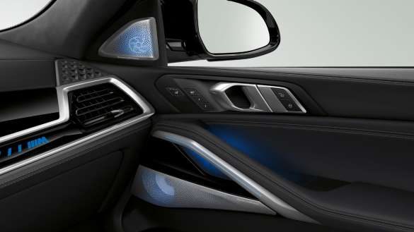 BMW X6 G06 LCI Bowers & Wilkins Diamond Surround Sound System